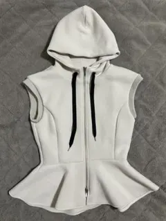 Item thumbnail for item 6504fbf2-0c59-4df5-a6c4-2d4e38389ad4