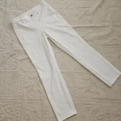新品未使用　ユニクロ　ウルトラストレッチクロップドレギンスパンツ