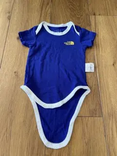ノースフェイス　ロンパース　スタイ付き　ブルー