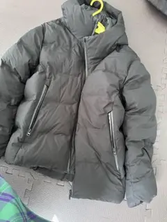 UNIQLO シームレス ダウンパーカー Sサイズ