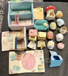 すみっコぐらし ぬいぐるみ&ミニチュア家具セット