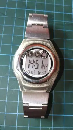CASIO W-E11デジタル腕時計 5気圧防水のサムネイル