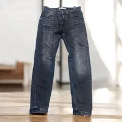 ZARA ダークデニム ストレートパンツ 31