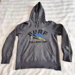 【美品】Nike サーフカレッジカップ パーカー M グレー