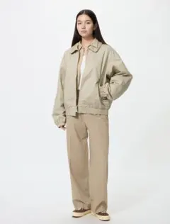 UNIQLOタックワイドパンツ丈長め ベージュ