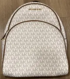 美品 Michael Kors ロゴパターン リュック ウィメンズ リュック・バックパック | マイケル・コース(MICHAEL KORS
