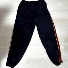 Item thumbnail for item 23c5a838-3a67-4b99-a622-36fe77f15fed