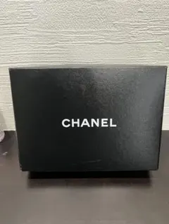 CHANEL ギフトボックス 黒