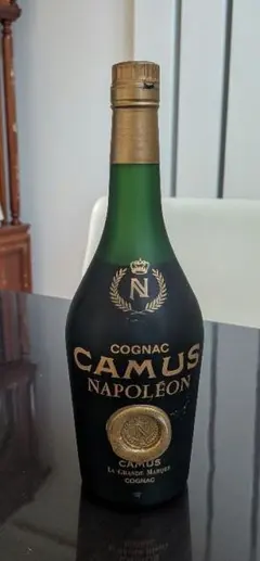 CAMUS NAPOLEON COGNAC カミュ ナポレオン 古酒