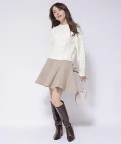 アプワイザーリッシェ　マチフレアミニスカート　ベージュ