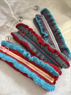 編み物　フリルペンケース　①赤　ハンドメイド