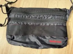 BRIEFINGサコッシュ ブラック×ブラック、パッカブル仕様　ブリーフィング