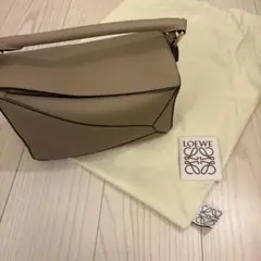 ほぼ未使用品))正規品LOEWE パズルバッグ スモールのサムネイル