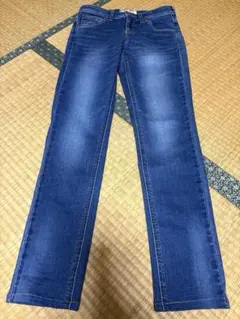 セブンティーン　ブルーストレートデニムのサムネイル