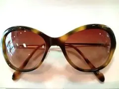 オリバーピープルズ　Ａｖａｎｔｉサングラスのサムネイル