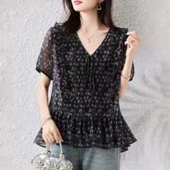 夏物新作●プリント 大きいサイズ 着痩せ ブラウス V字襟 総柄 エレガント