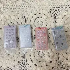 サンリオ　ボンボンドロップミニチュアチャーム　ガチャ キティ　クロミ シナモン