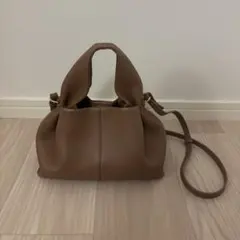 キャメル ショルダーバッグ