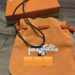 フォリフォリ　　シルバー　　クローバーネックレス