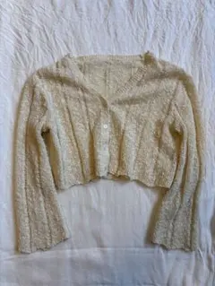 クリーム色 クロップドニットカーディガン