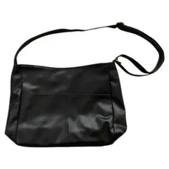 ショルダーバッグ 黒 ブラック フェイクレザー