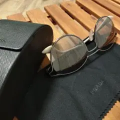 PRADA♡サングラスのサムネイル