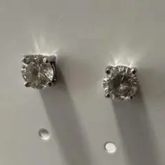 K18WG 天然ダイヤモンド スクエア ピアス 合計2.00ct - メルカリ