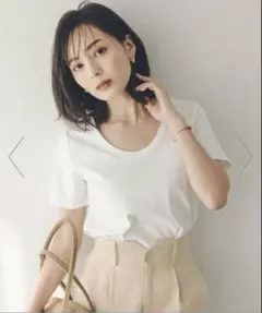 シルクタッチコットンUネックTシャツのサムネイル