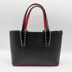 ⭐️良品⭐️ クリスチャンルブタン カバタミニ スタッズ ハンドバッグのサムネイル