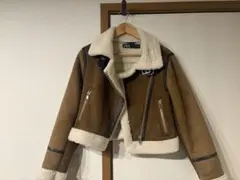ZARA フェイクレザーボアショート丈ジャケット
