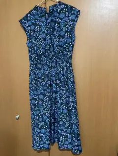 Té chichi 花柄 ノースリーブ ワンピース Fサイズのサムネイル