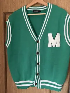 Item thumbnail for item 560a8a59-6caa-49b5-ad8b-90dad83a3aa3