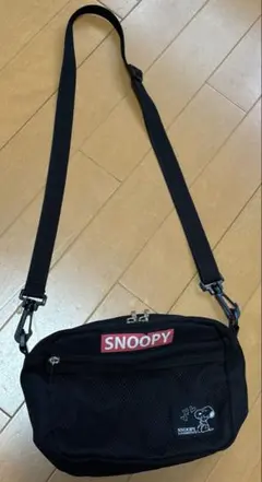 スヌーピー ★ショルダーバッグ　黒