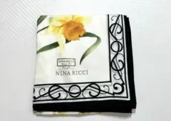 ニナリッチ　大判ハンカチ