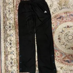 未使用品　adidas アディダス　パンツ　レディースOサイズ