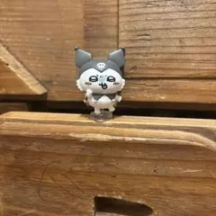 ちいかわ　サンリオコラボ　モモンガ　クロミ　ガチャガチャ　フィギュア