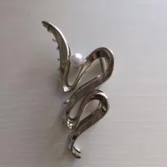 パール付き　シルバーバンスクリップ　ヘアクリップ