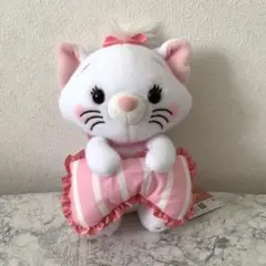 韓国限定　おしゃれキャット　BUTTER キーホルダー　マリーちゃん 韓国 BUTTER Xマリーちゃん キーホルダー ディズニー おしゃれキャット