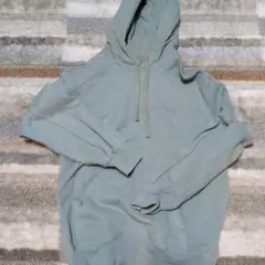 Carhartt　ミントグリーン フード付きパーカー