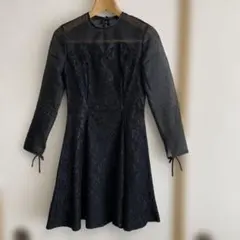 ドレスブラック　レース黒ドレス 長袖 Aライン