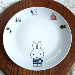 ミッフィービーチデザインプレート ・１９cm皿★ローソン LAWSON