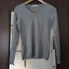 ayumi様専用 カシミヤ100 ユニクロ　 グレー Vネック セーター 長袖