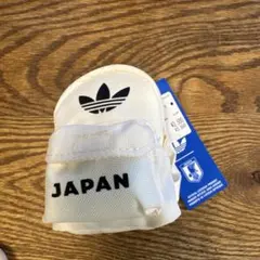 アディダス サッカー日本代表 2026 アウェイ パッカブルバッグのサムネイル