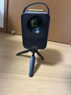 ほぼ未使用 ETOE D2 Pro ポータブルプロジェクター A1172 小型 - メルカリ