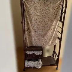 花柄ラタンハンガーラック　引取り限定　品川区　H150xD30xW74cm