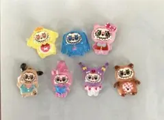 サンリオ　ラブブ　ネイルパーツ　７個セット