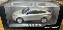 値下！　HARRIER ハリアー 80ミニカー スティールブロンドメタリックのサムネイル