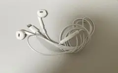 3.5mmイヤホン 有線 マイク付きLightning 通話 音楽用 ホワイト