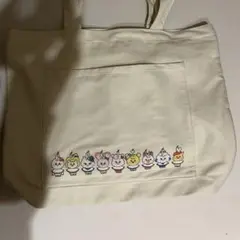 【8/30まで】NiziU ファンミ サイン入りトートバッグ Amazon.co.jp: NiziU nizoo トートバッグ : おもちゃ