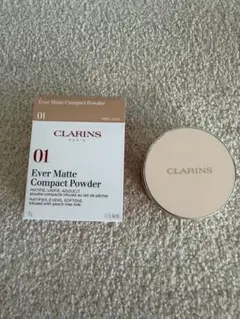 ：*：様 クラランス CLARINSエバー マット ルース パウダーのサムネイル